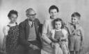 family-photo-by-yg.jpg